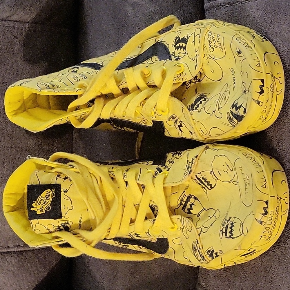 Vans X Peanuts 9.5 men's 2017